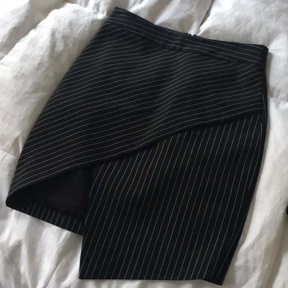 Michelle mason navy pinstripe skirt - Picture 4 of 6